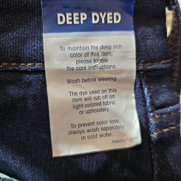 Lee Regular Fit - Straight Leg - Mid-Rise Jeans - 24M - 45x30 - NWOT - Picture 8 of 10